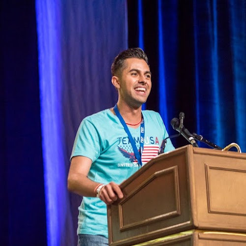 Headshot photo of alvaro astorga, volunteer financial mentor @ 3rd decade