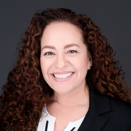 Headshot photo of Blanca Ceja, Volunteer Financial Mentor @ 3rd Decade