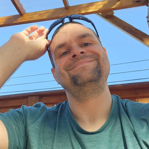 Headshot photo of chase martin, volunteer financial mentor @ 3rd decade