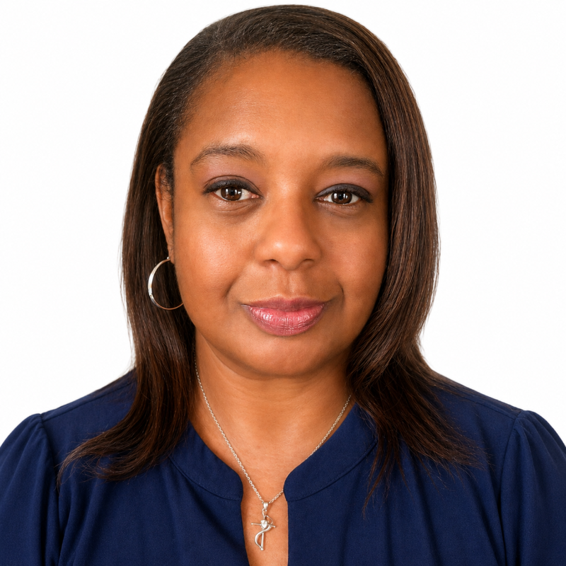 Danielle Fraizer Headshot